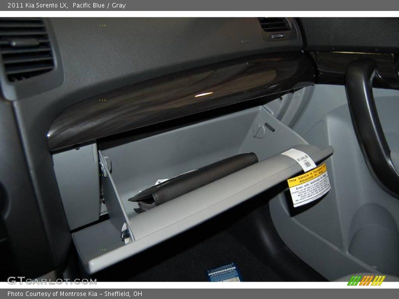 Pacific Blue / Gray 2011 Kia Sorento LX
