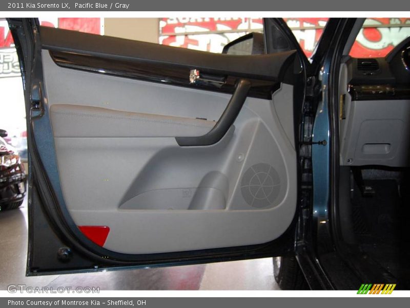 Pacific Blue / Gray 2011 Kia Sorento LX
