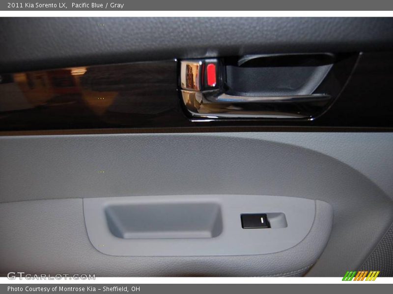 Pacific Blue / Gray 2011 Kia Sorento LX
