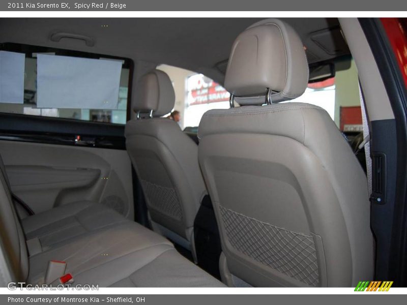 Spicy Red / Beige 2011 Kia Sorento EX