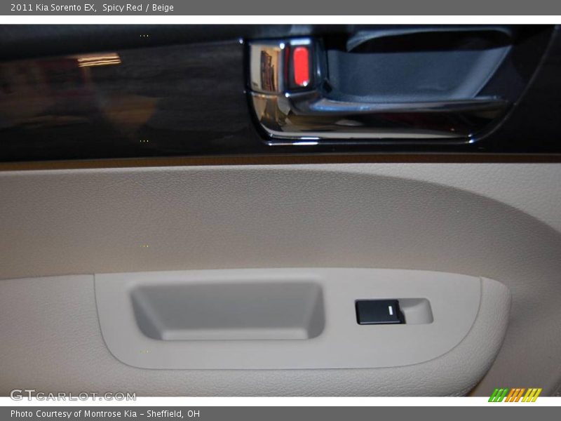 Spicy Red / Beige 2011 Kia Sorento EX