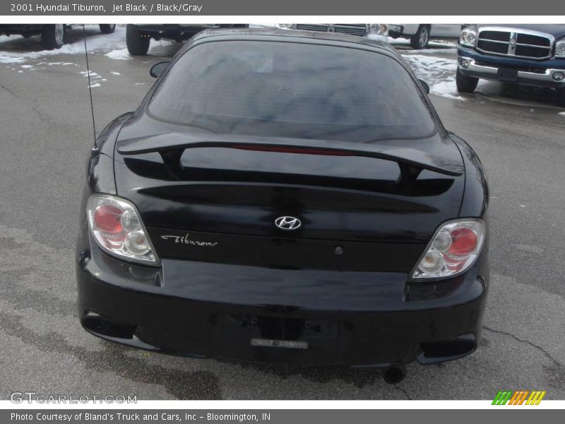 Jet Black / Black/Gray 2001 Hyundai Tiburon