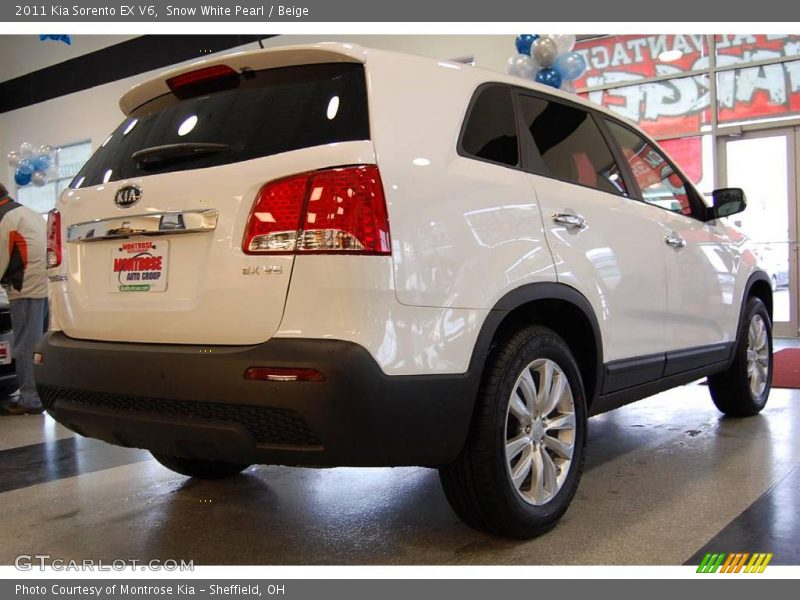 Snow White Pearl / Beige 2011 Kia Sorento EX V6