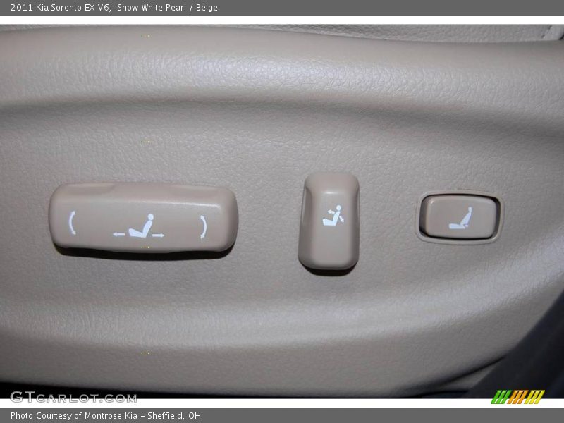 Snow White Pearl / Beige 2011 Kia Sorento EX V6