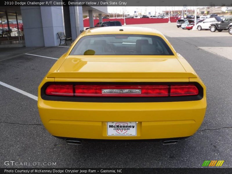 Detonator Yellow / Dark Slate Gray 2010 Dodge Challenger R/T Classic