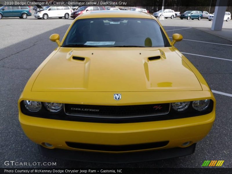 Detonator Yellow / Dark Slate Gray 2010 Dodge Challenger R/T Classic