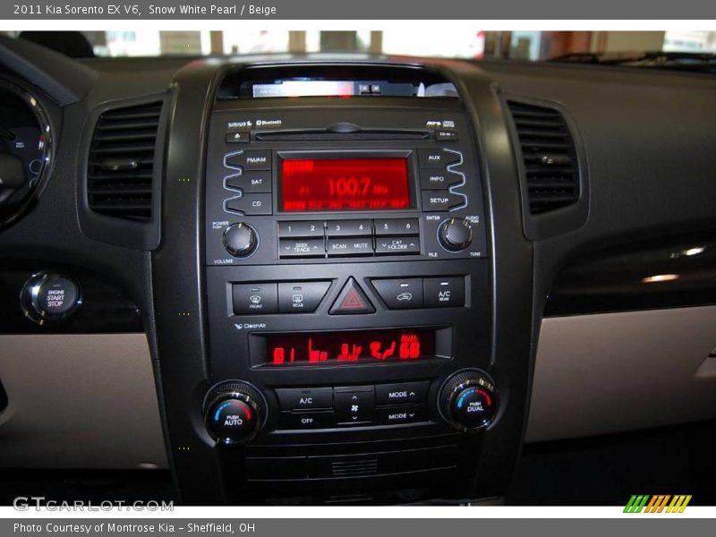 Snow White Pearl / Beige 2011 Kia Sorento EX V6