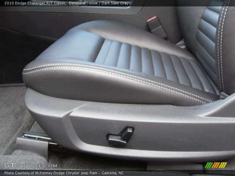 Detonator Yellow / Dark Slate Gray 2010 Dodge Challenger R/T Classic