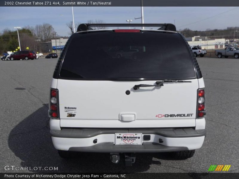 Summit White / Tan/Neutral 2002 Chevrolet Tahoe Z71 4x4