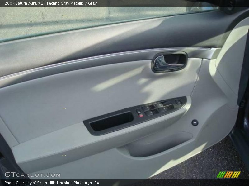 Techno Gray Metallic / Gray 2007 Saturn Aura XE