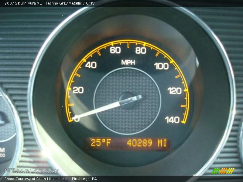 Techno Gray Metallic / Gray 2007 Saturn Aura XE