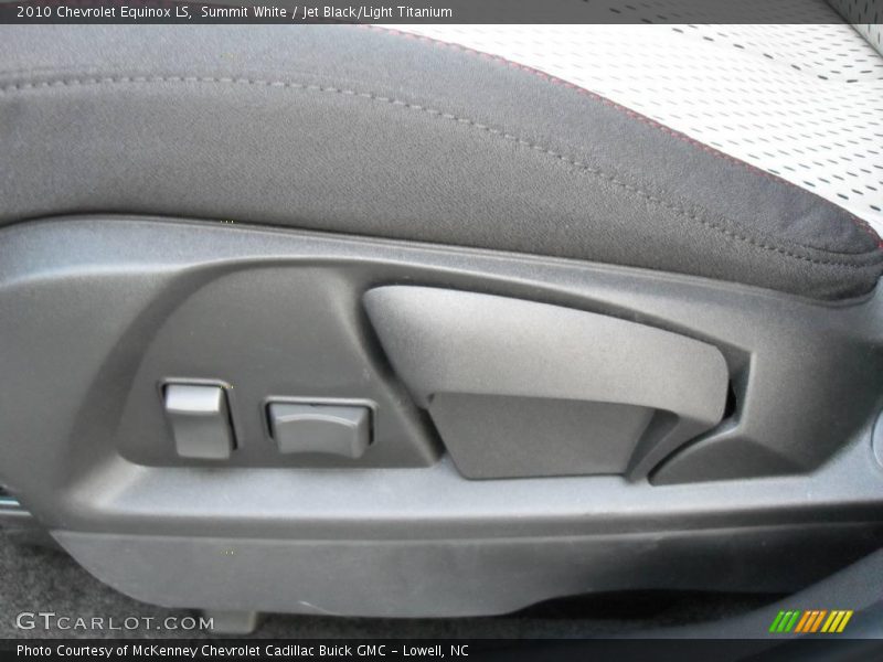 Summit White / Jet Black/Light Titanium 2010 Chevrolet Equinox LS
