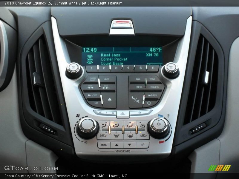 Summit White / Jet Black/Light Titanium 2010 Chevrolet Equinox LS