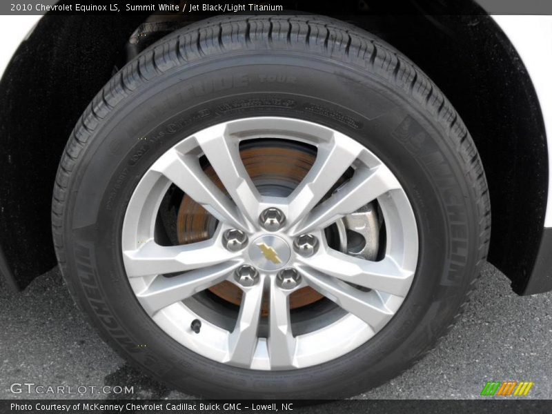 Summit White / Jet Black/Light Titanium 2010 Chevrolet Equinox LS