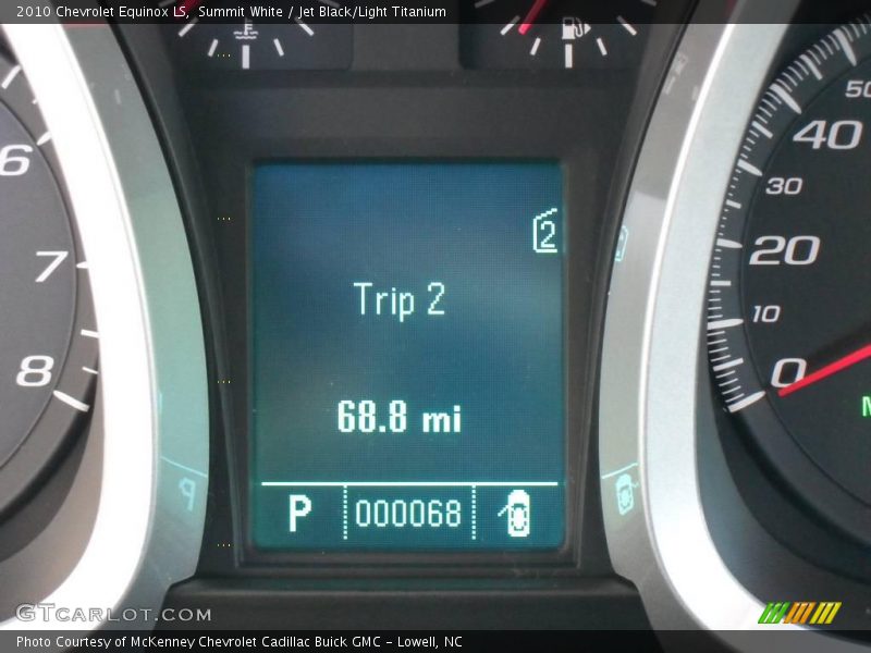 Summit White / Jet Black/Light Titanium 2010 Chevrolet Equinox LS