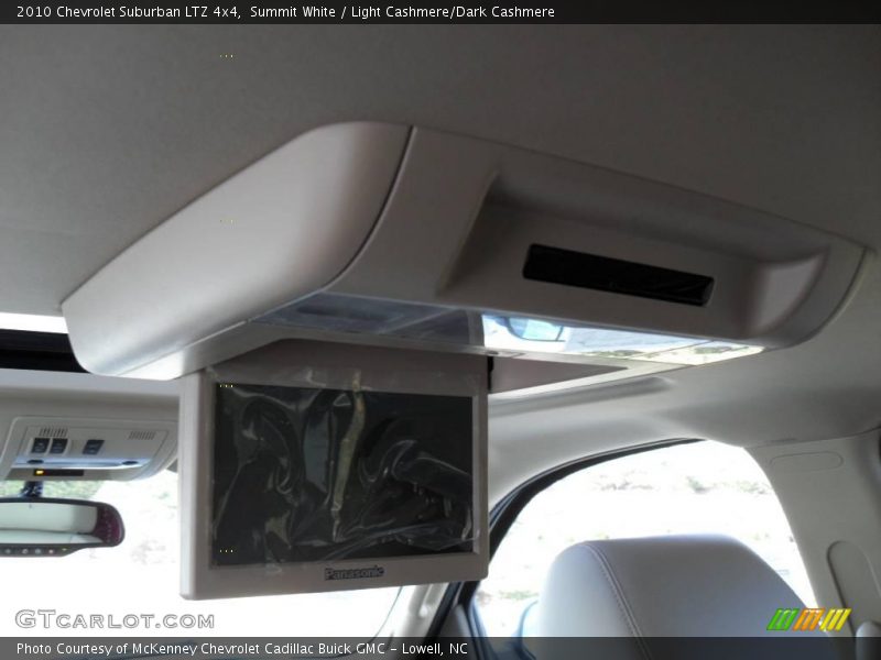 Summit White / Light Cashmere/Dark Cashmere 2010 Chevrolet Suburban LTZ 4x4