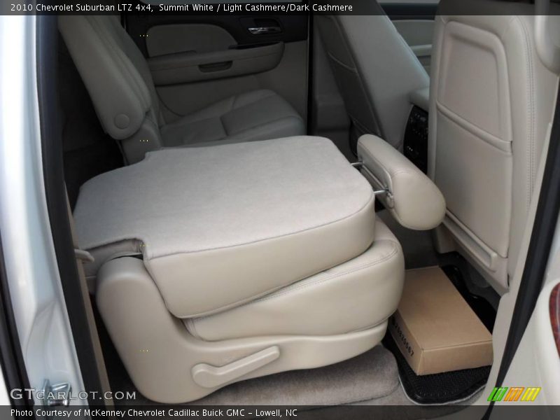 Summit White / Light Cashmere/Dark Cashmere 2010 Chevrolet Suburban LTZ 4x4