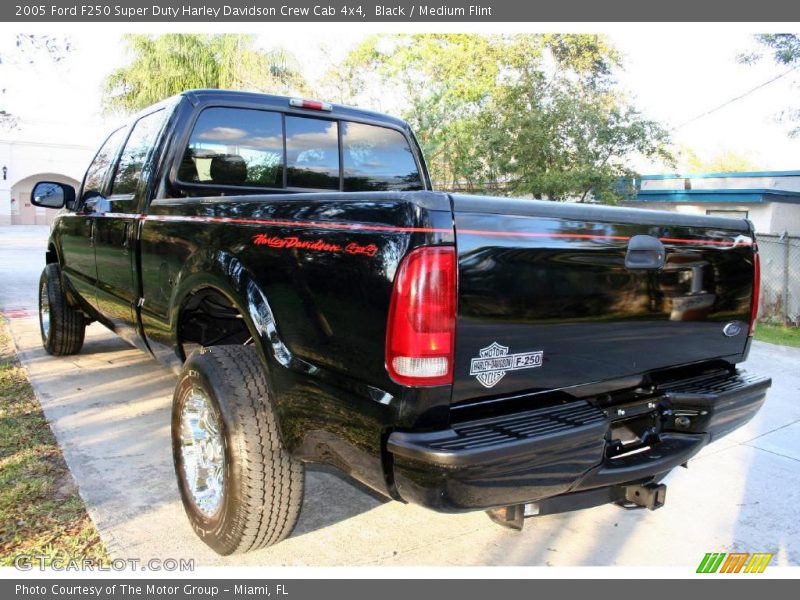 Black / Medium Flint 2005 Ford F250 Super Duty Harley Davidson Crew Cab 4x4
