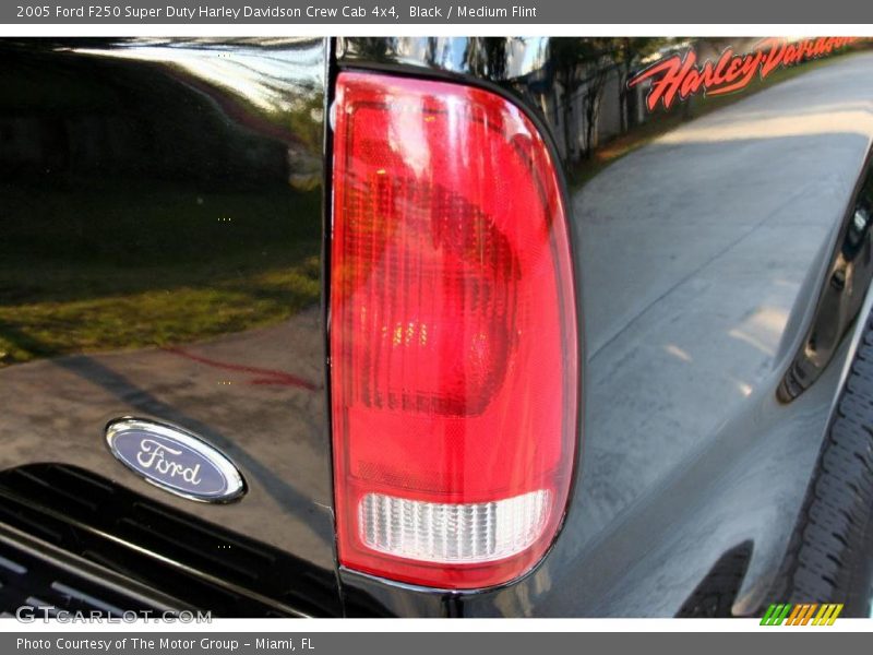 Black / Medium Flint 2005 Ford F250 Super Duty Harley Davidson Crew Cab 4x4