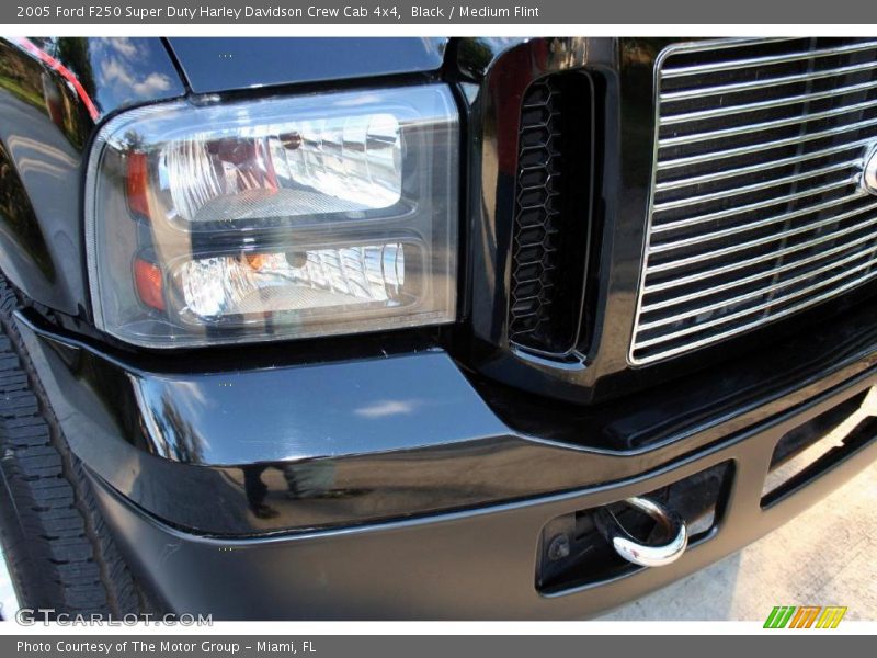 Black / Medium Flint 2005 Ford F250 Super Duty Harley Davidson Crew Cab 4x4
