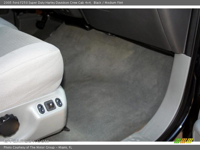 Black / Medium Flint 2005 Ford F250 Super Duty Harley Davidson Crew Cab 4x4