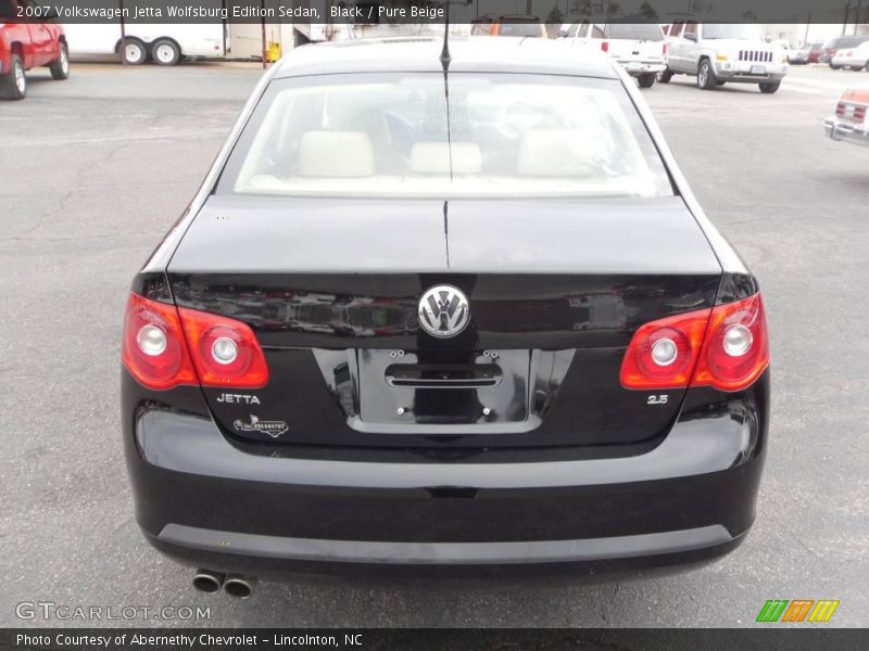 Black / Pure Beige 2007 Volkswagen Jetta Wolfsburg Edition Sedan