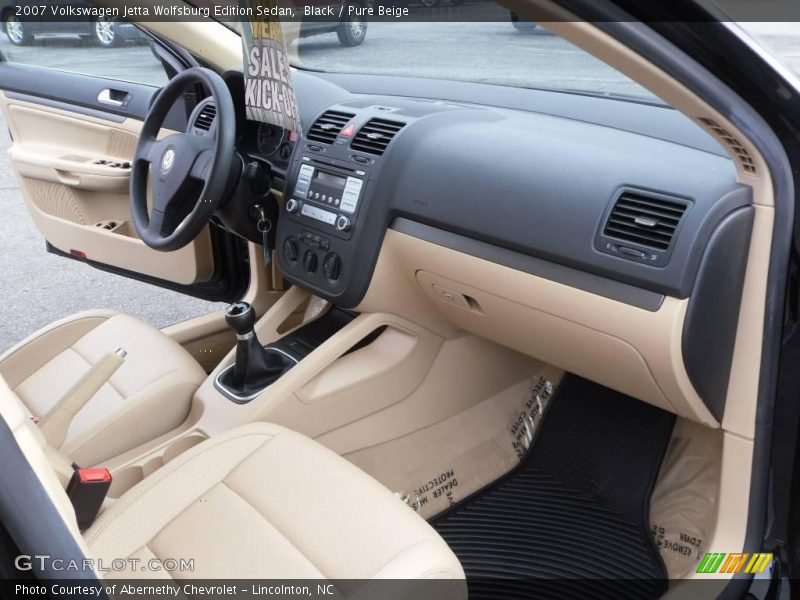 Black / Pure Beige 2007 Volkswagen Jetta Wolfsburg Edition Sedan