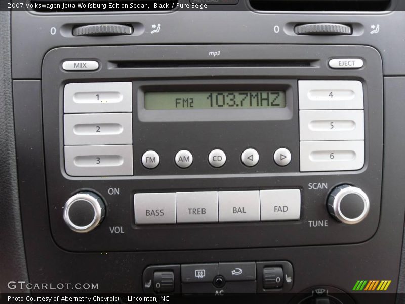 Black / Pure Beige 2007 Volkswagen Jetta Wolfsburg Edition Sedan