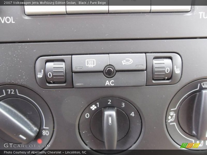 Black / Pure Beige 2007 Volkswagen Jetta Wolfsburg Edition Sedan