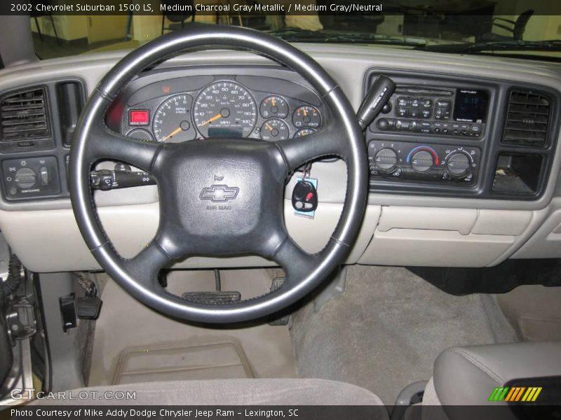 Medium Charcoal Gray Metallic / Medium Gray/Neutral 2002 Chevrolet Suburban 1500 LS