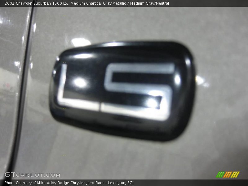 Medium Charcoal Gray Metallic / Medium Gray/Neutral 2002 Chevrolet Suburban 1500 LS