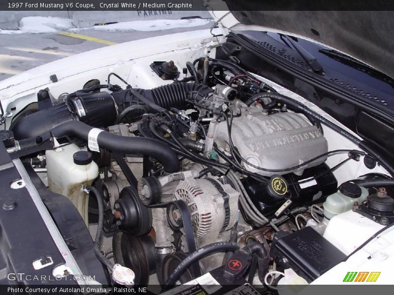 Crystal White / Medium Graphite 1997 Ford Mustang V6 Coupe