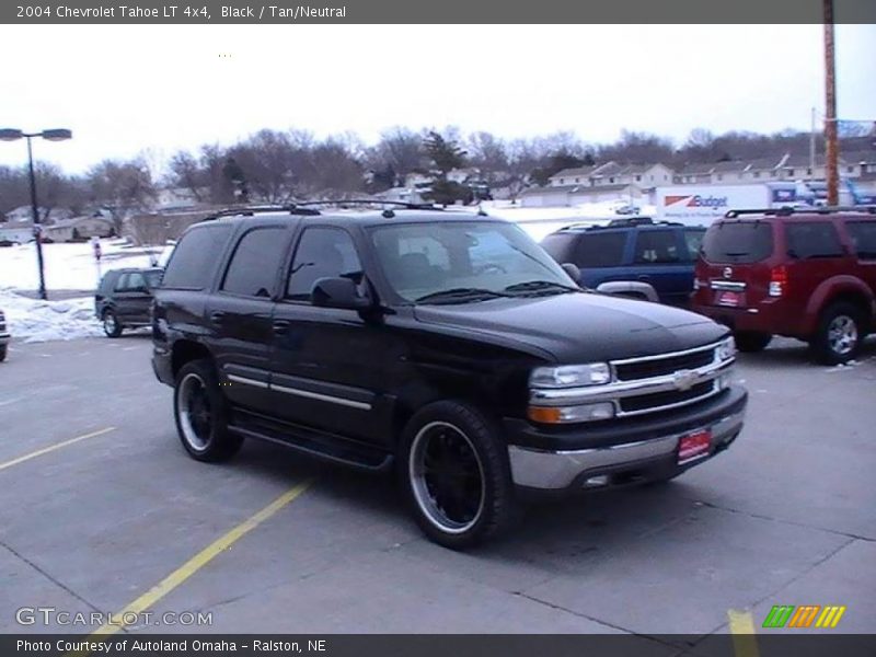 Black / Tan/Neutral 2004 Chevrolet Tahoe LT 4x4