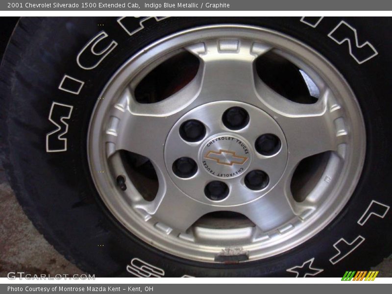 Indigo Blue Metallic / Graphite 2001 Chevrolet Silverado 1500 Extended Cab