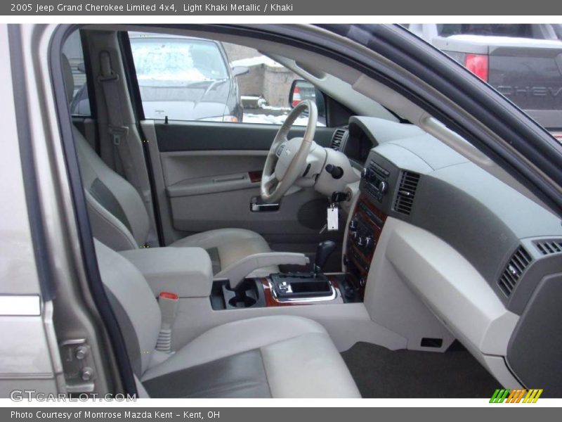 Light Khaki Metallic / Khaki 2005 Jeep Grand Cherokee Limited 4x4