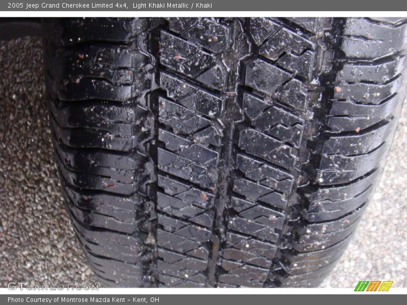 Light Khaki Metallic / Khaki 2005 Jeep Grand Cherokee Limited 4x4