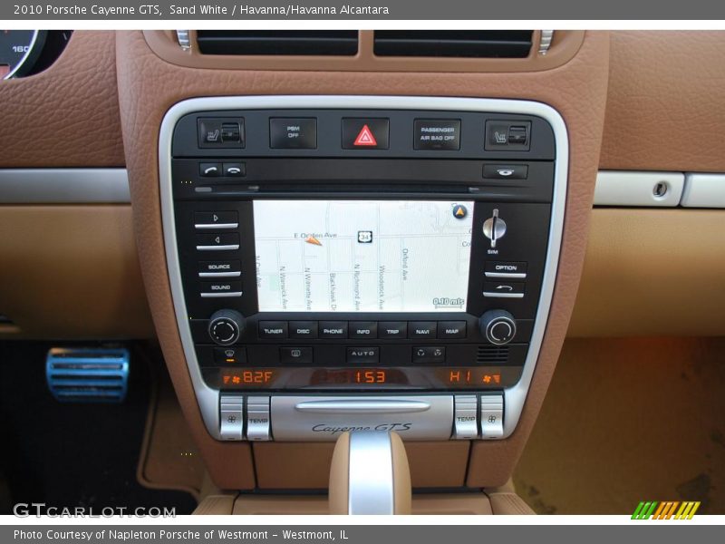 Sand White / Havanna/Havanna Alcantara 2010 Porsche Cayenne GTS