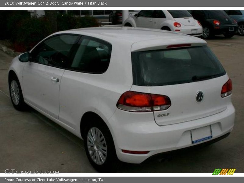 Candy White / Titan Black 2010 Volkswagen Golf 2 Door