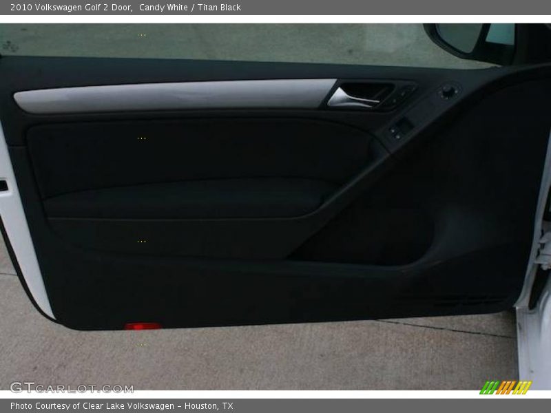 Candy White / Titan Black 2010 Volkswagen Golf 2 Door