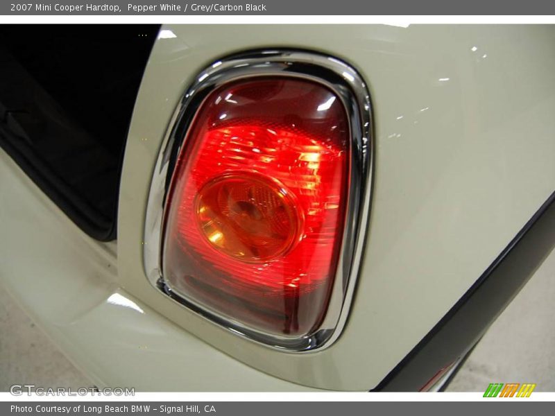 Pepper White / Grey/Carbon Black 2007 Mini Cooper Hardtop