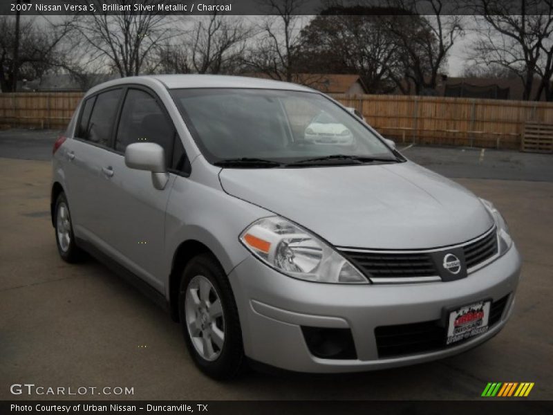 Brilliant Silver Metallic / Charcoal 2007 Nissan Versa S