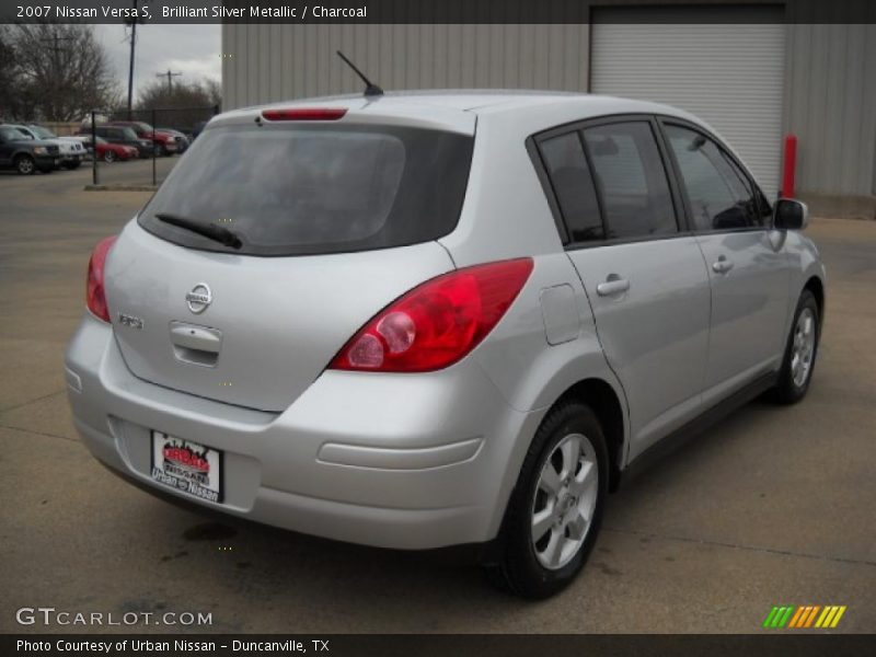 Brilliant Silver Metallic / Charcoal 2007 Nissan Versa S