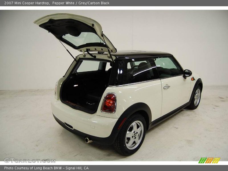 Pepper White / Grey/Carbon Black 2007 Mini Cooper Hardtop