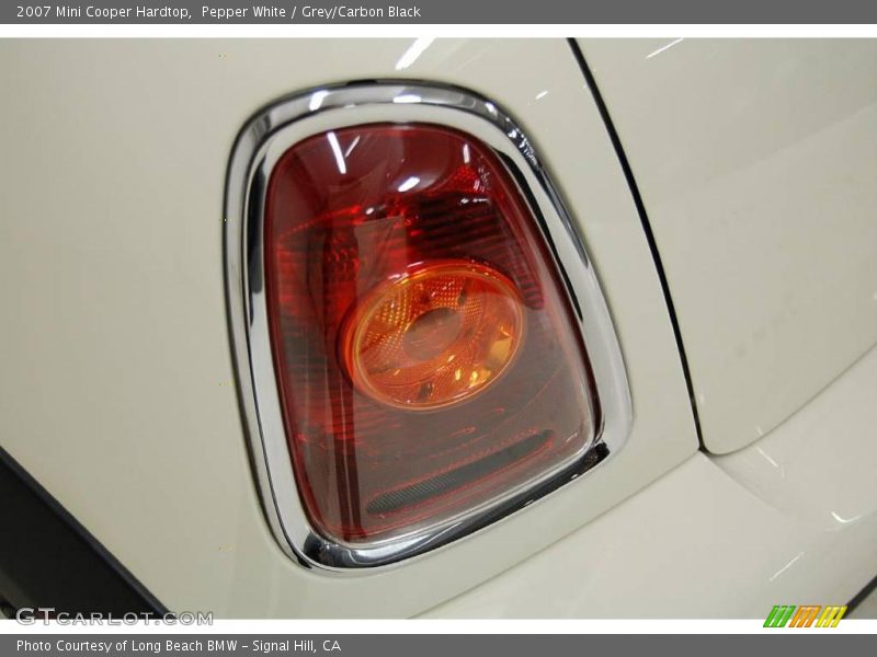 Pepper White / Grey/Carbon Black 2007 Mini Cooper Hardtop