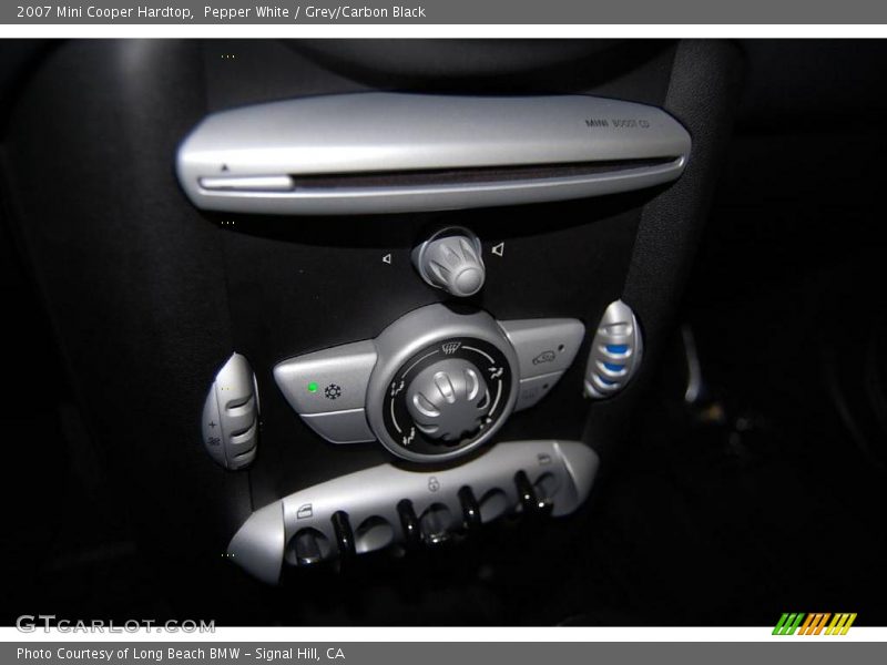 Pepper White / Grey/Carbon Black 2007 Mini Cooper Hardtop