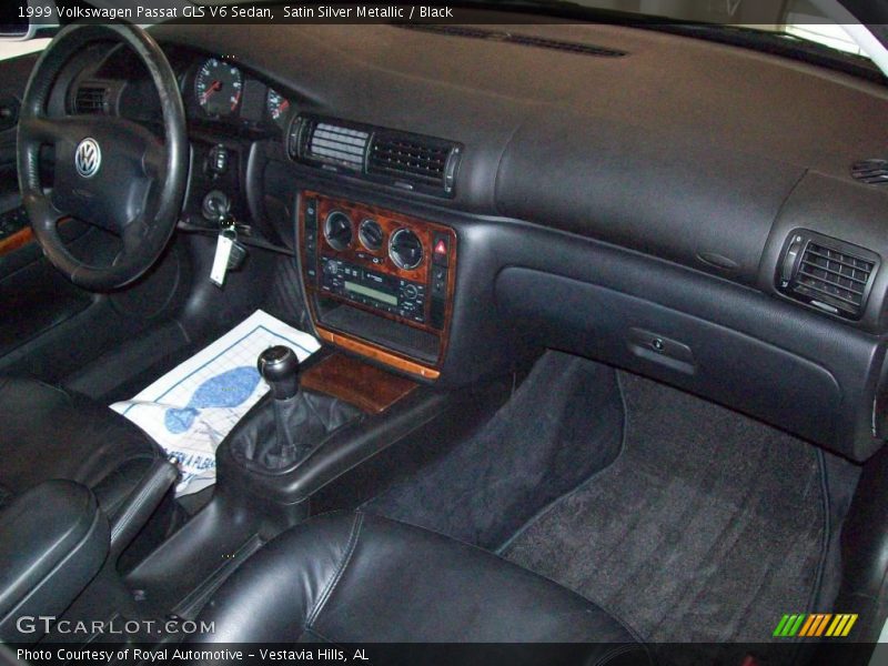 Satin Silver Metallic / Black 1999 Volkswagen Passat GLS V6 Sedan