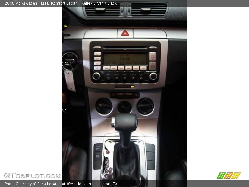 Reflex Silver / Black 2008 Volkswagen Passat Komfort Sedan