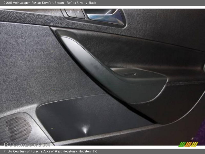Reflex Silver / Black 2008 Volkswagen Passat Komfort Sedan