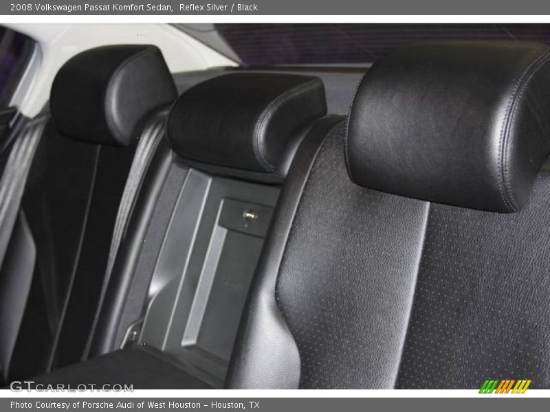 Reflex Silver / Black 2008 Volkswagen Passat Komfort Sedan