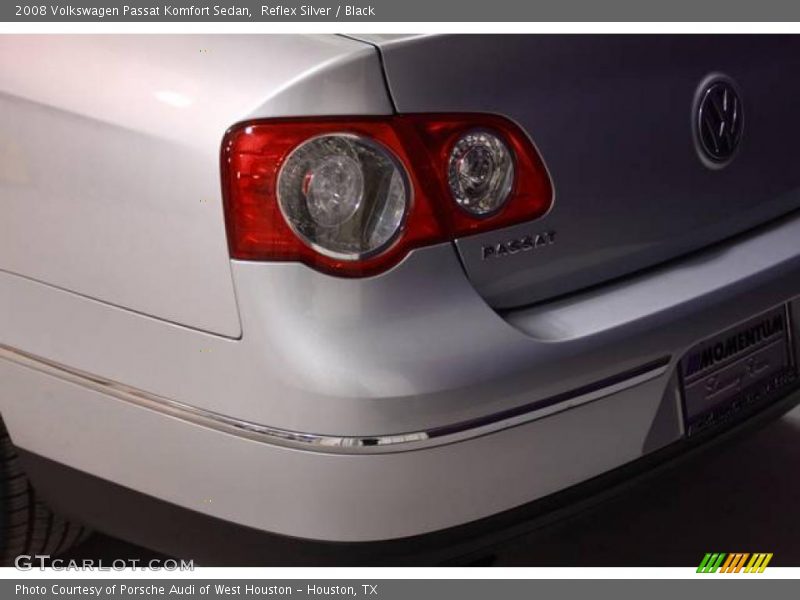 Reflex Silver / Black 2008 Volkswagen Passat Komfort Sedan